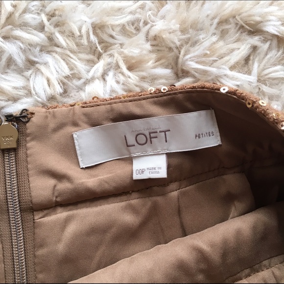 🎄LOFT Gold Sequin Wool Skirt🎄 - Picture 3 of 4